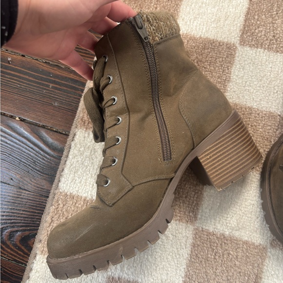 Target Boots - Picture 3 of 6